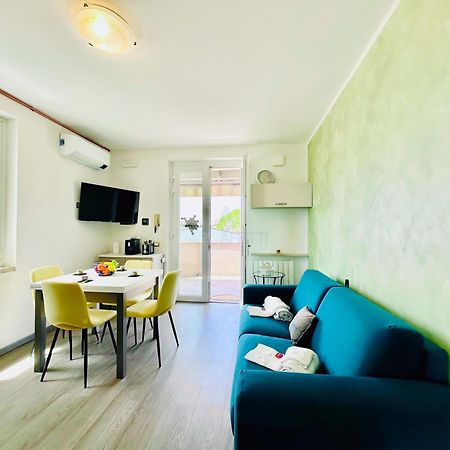 Ossidiana Apartment - Vista Lago - Centrico Сірміоне Екстер'єр фото