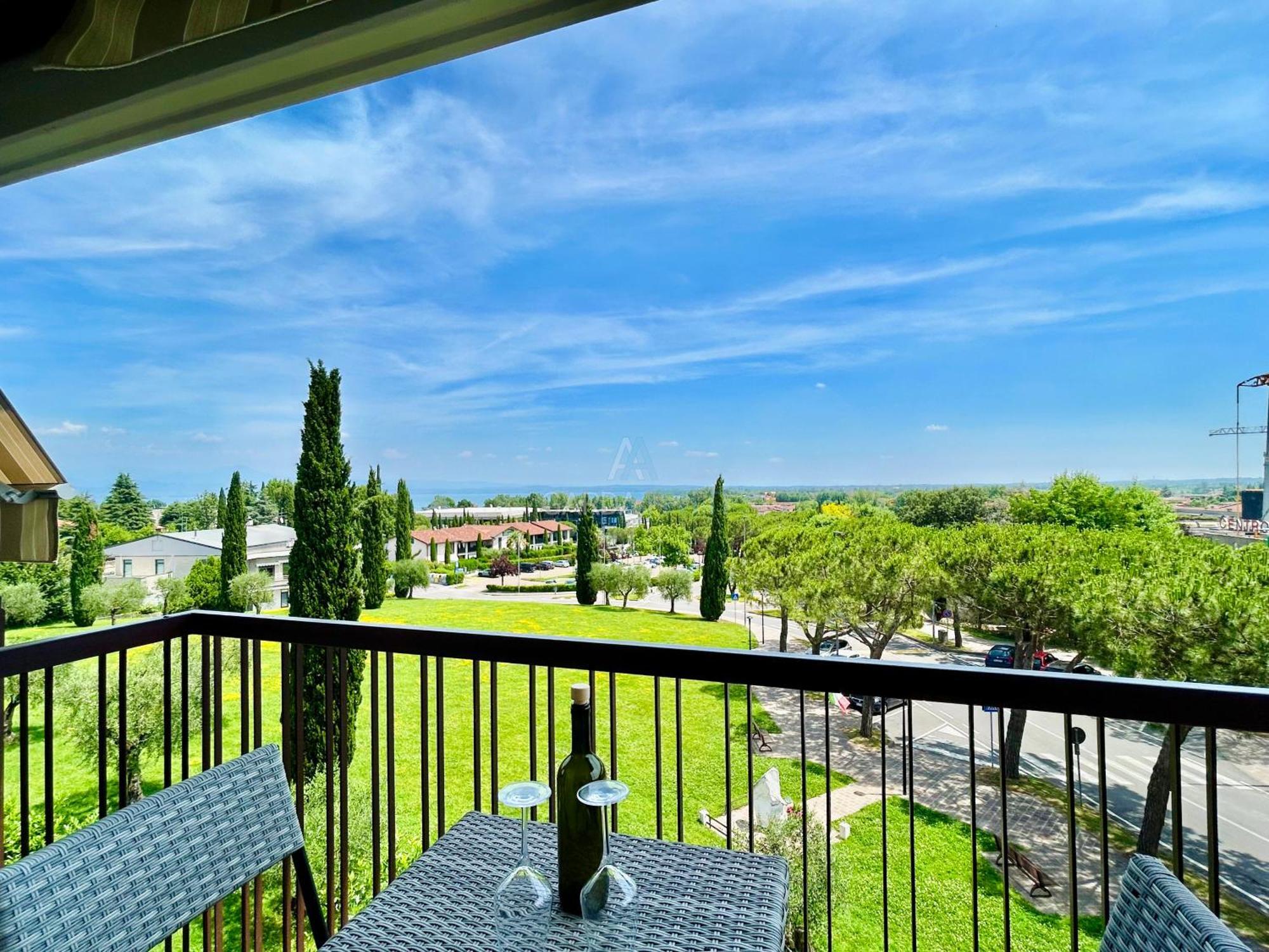 Ossidiana Apartment - Vista Lago - Centrico Сірміоне Екстер'єр фото